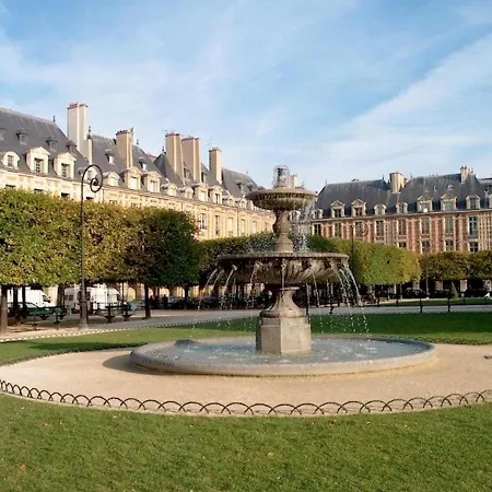 Historic Steps From Notre Dame And Louvre - Limited Offer Parigi