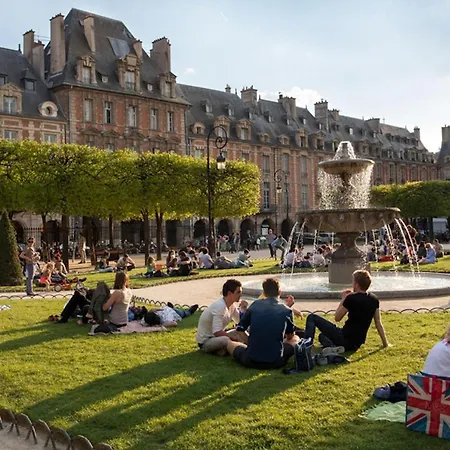 Appartamento Historic Steps From Notre Dame And Louvre - Limited Offer