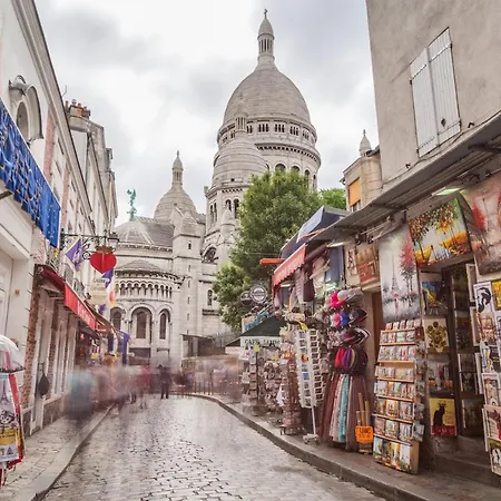 Historic Steps From Notre Dame And Louvre - Limited Offer *