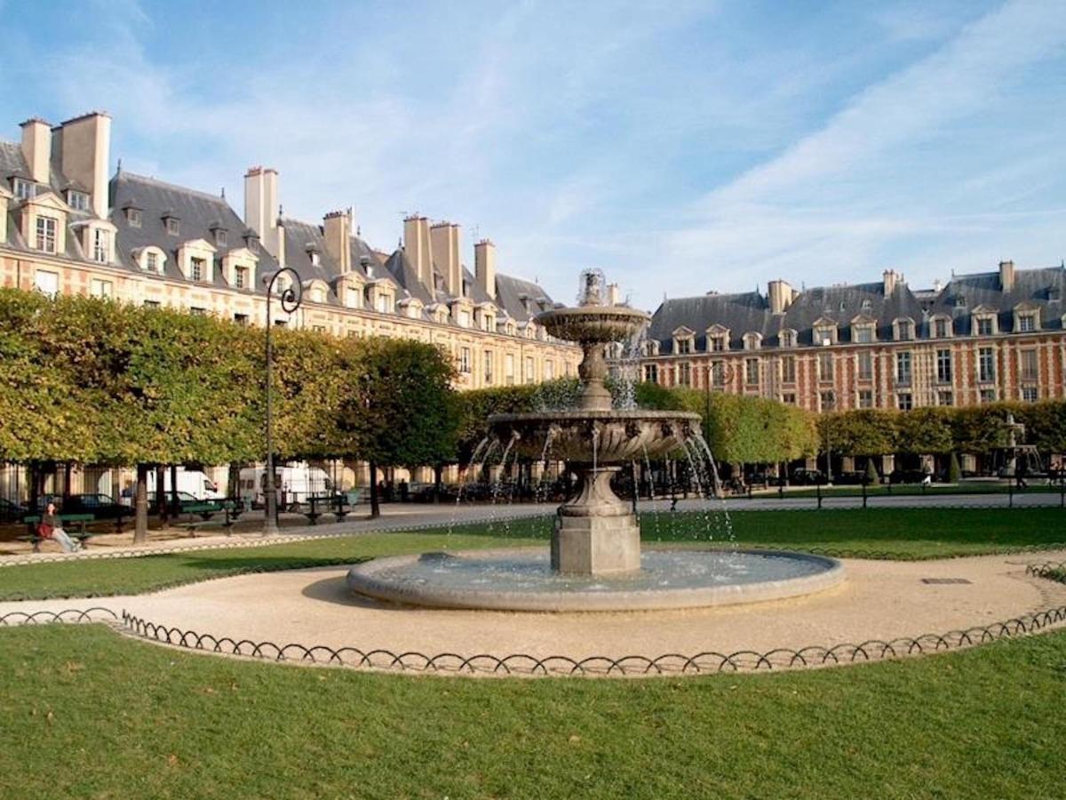 Historic Steps From Notre Dame And Louvre - Limited Offer Paris