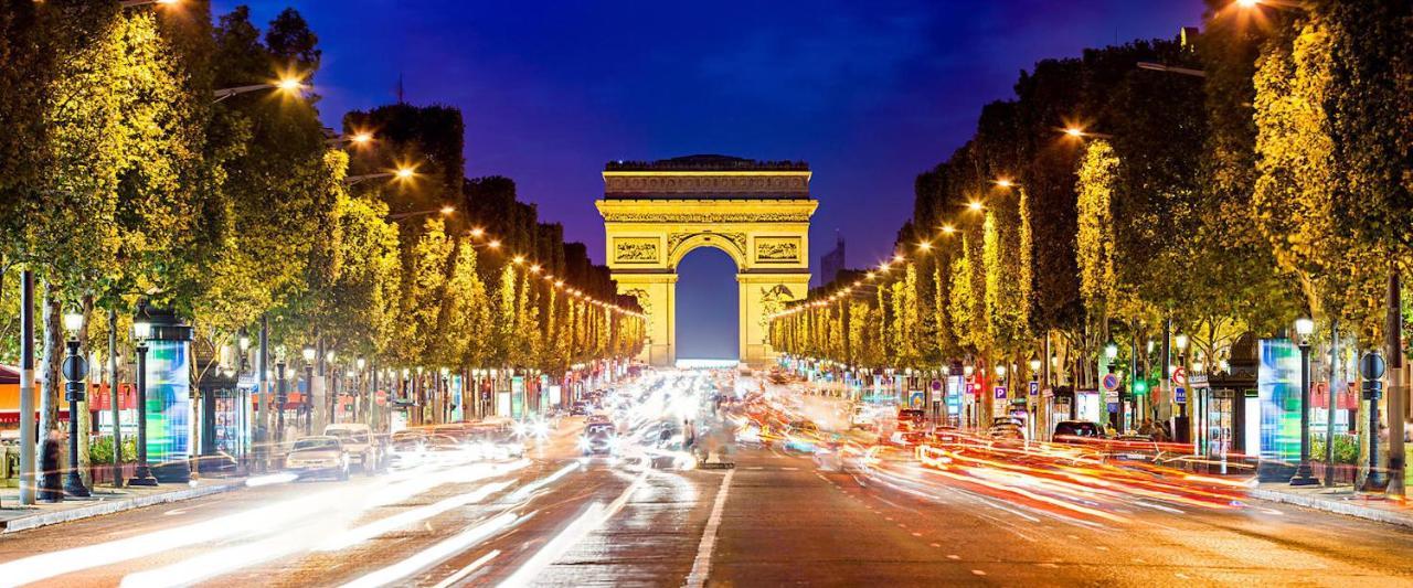 Historic Steps From Notre Dame And Louvre - Limited Offer Apartment