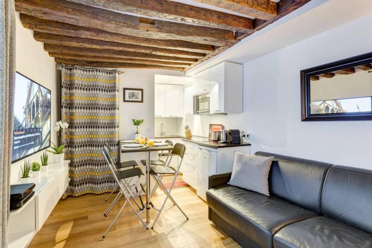 Historic Steps From Notre Dame And Louvre - Limited Offer * Paris